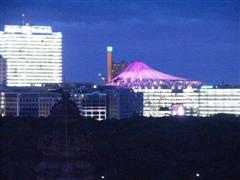 Sonycenter bei Nacht